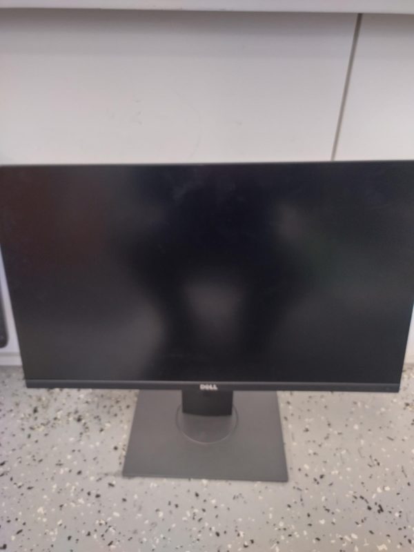 Käytettyjä näyttöjä 35,00€